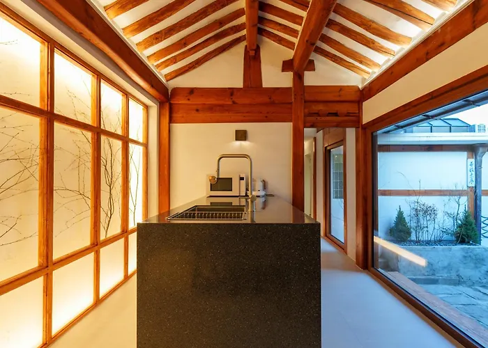 Bukchon Hanok - 'yul Jae' Apartment